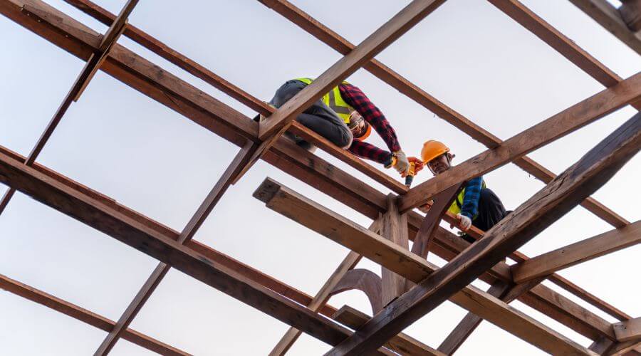 Professional residential roofers in Miami, FL